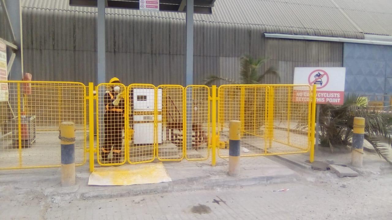 Fabrication and installation of high quality barricading fencing